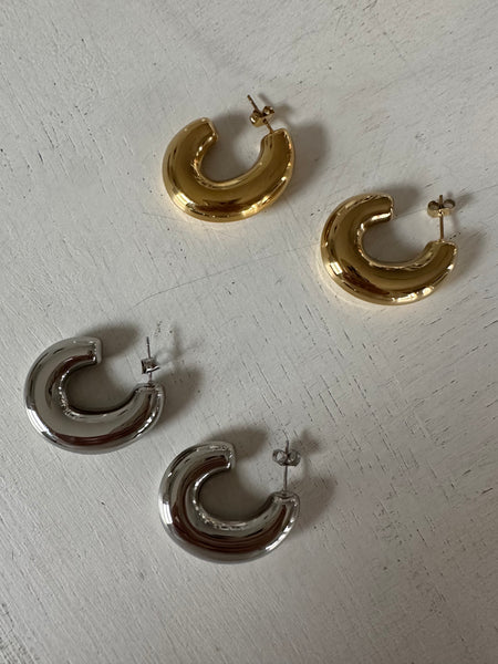 Oval Chunky Hoop Earrings