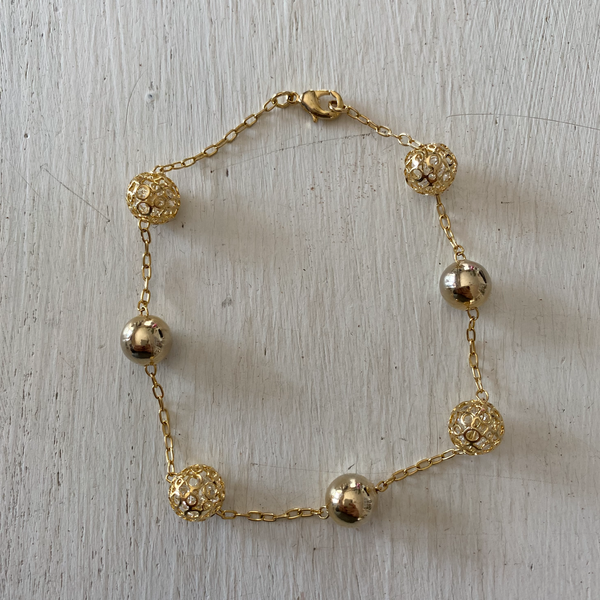 Floating Stone Anklet