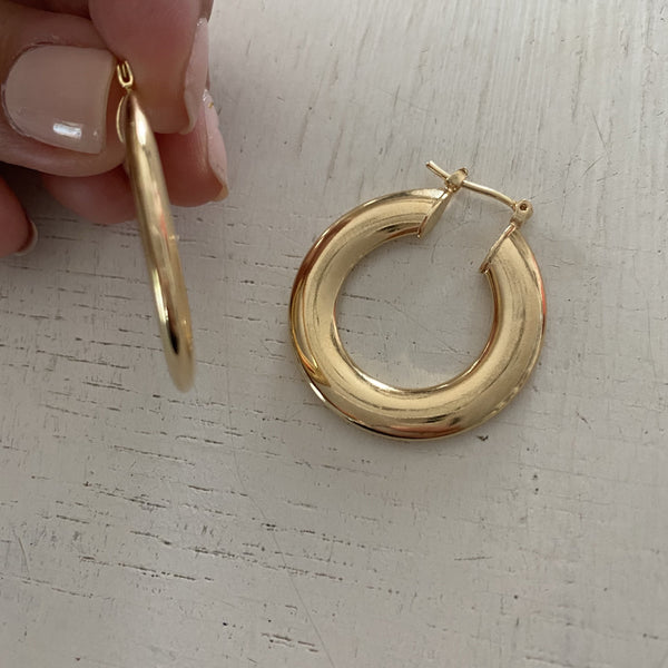 Jamaica Ave Hoop Earrings