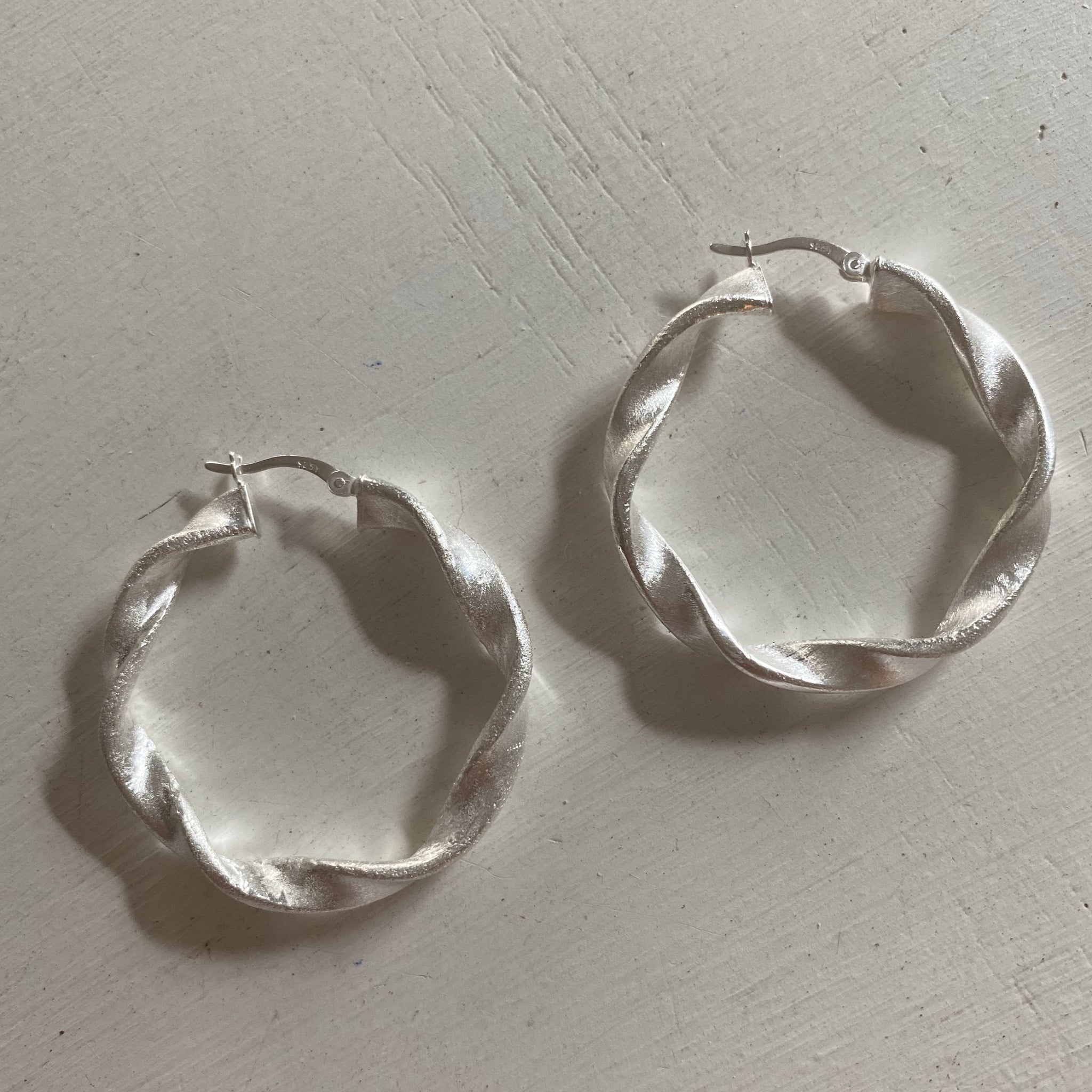 Matte Twisted hoop Earrings