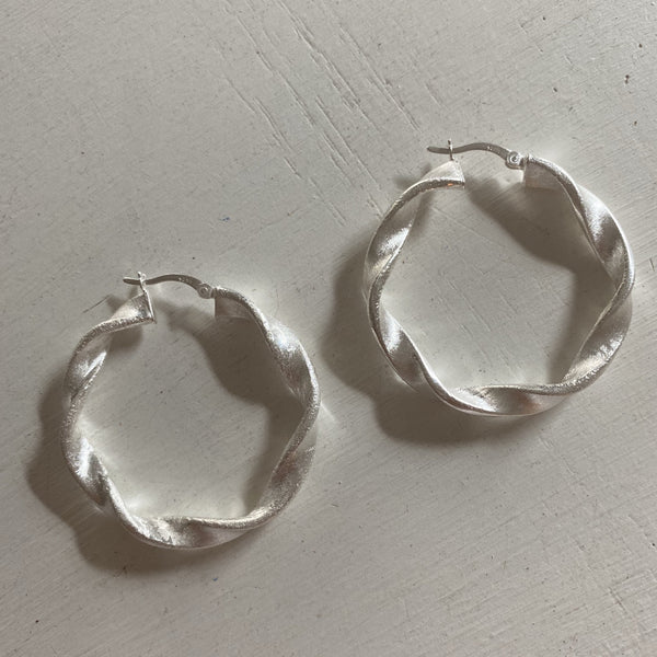 Matte Twisted hoop Earrings