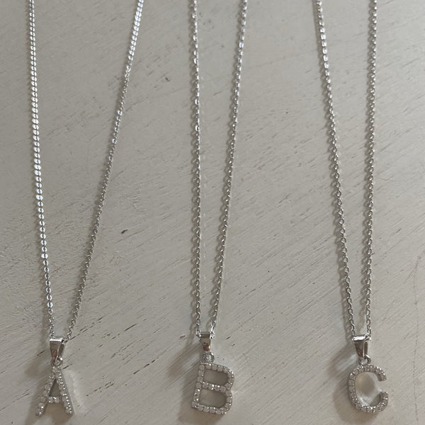 Sparkly Initial Pendent Necklace