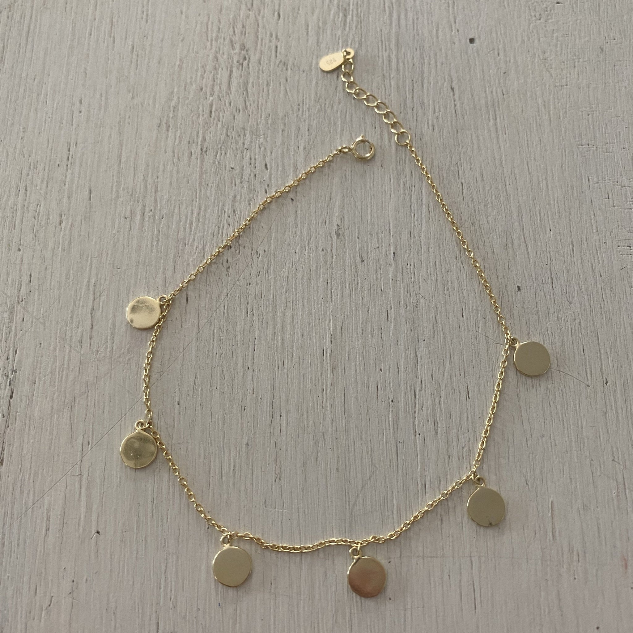 Circle charm anklet